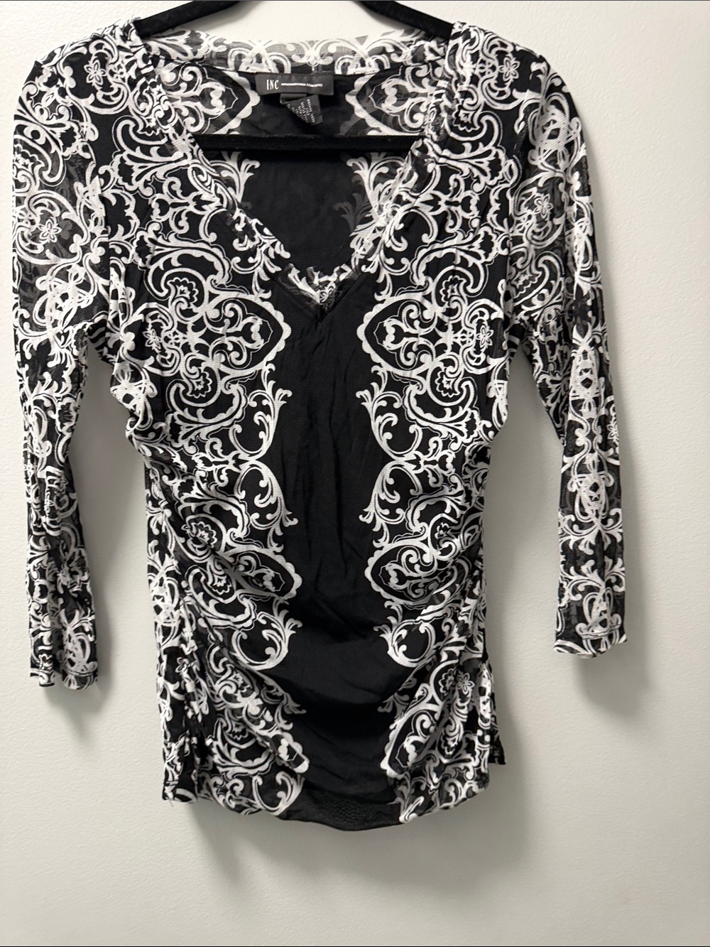 INC International Concepts Black and White V-Neck Ruched Long Sleeve Top